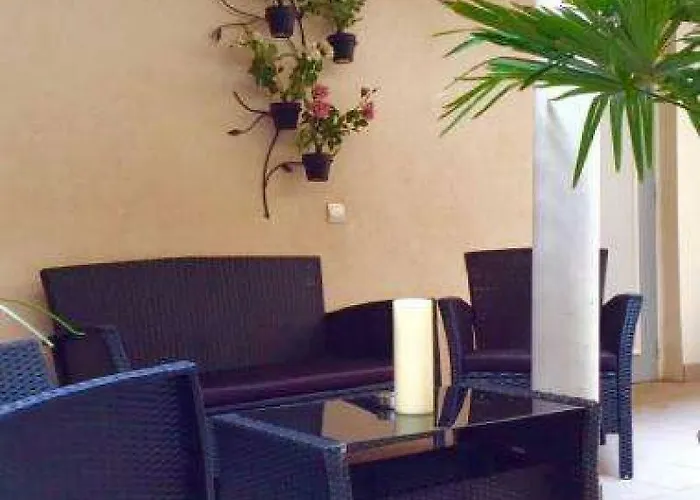 Hotell Clairefontaine 3*