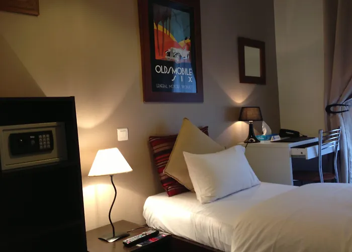 クレールフォンテーヌ 3*