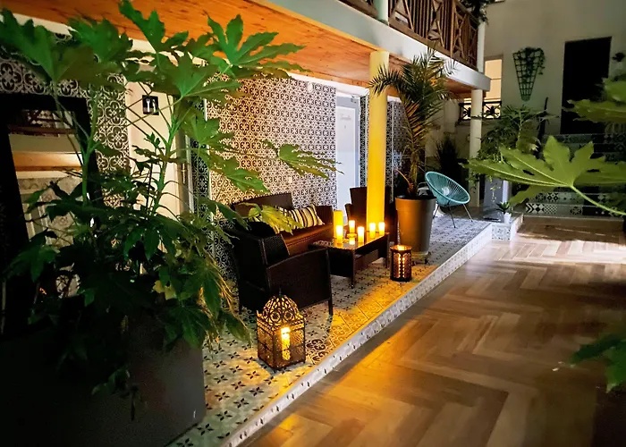 クレールフォンテーヌ ホテル パリ