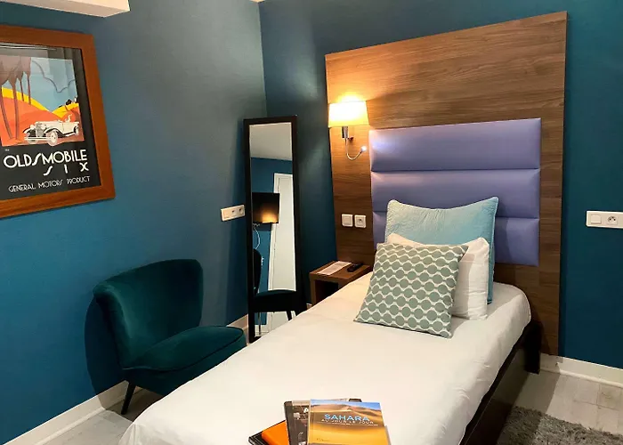 クレールフォンテーヌ 3* パリ