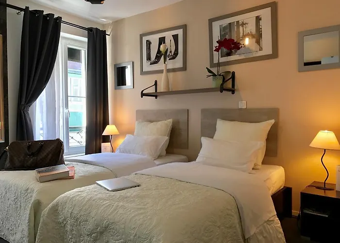 クレールフォンテーヌ ホテル パリ