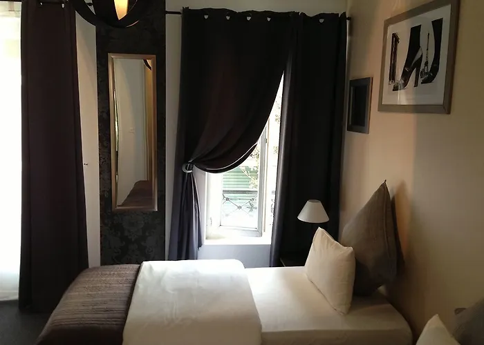 クレールフォンテーヌ パリ