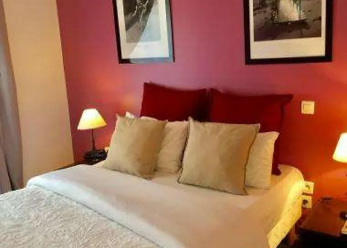 クレールフォンテーヌ ホテル パリ