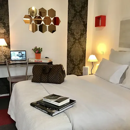 Clairefontaine Hotel