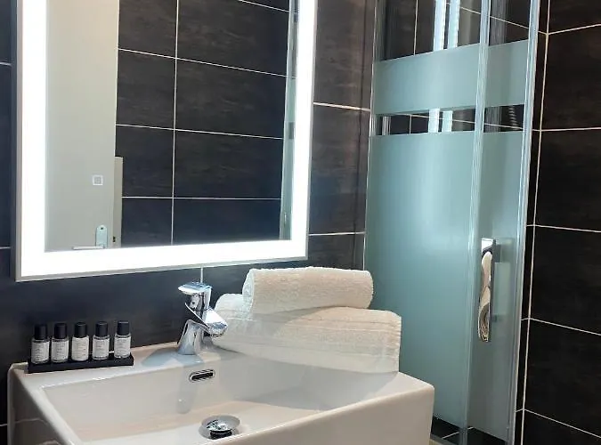 Clairefontaine Hotel
